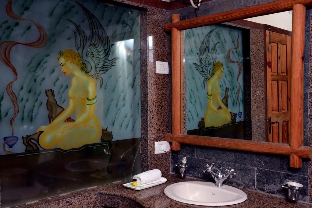 Hotel Imperial Heights Almora Exterior foto